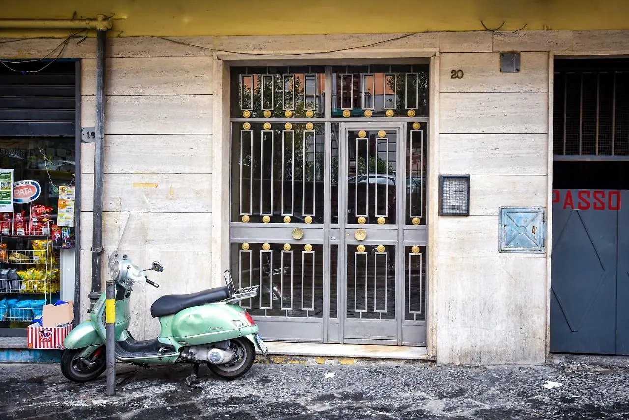 La Casa Di Sassa Apartment Naples